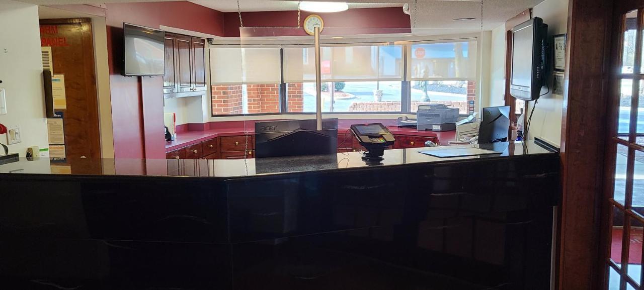 Econo Lodge&Suites Lake Norman Cornelius Exterior foto
